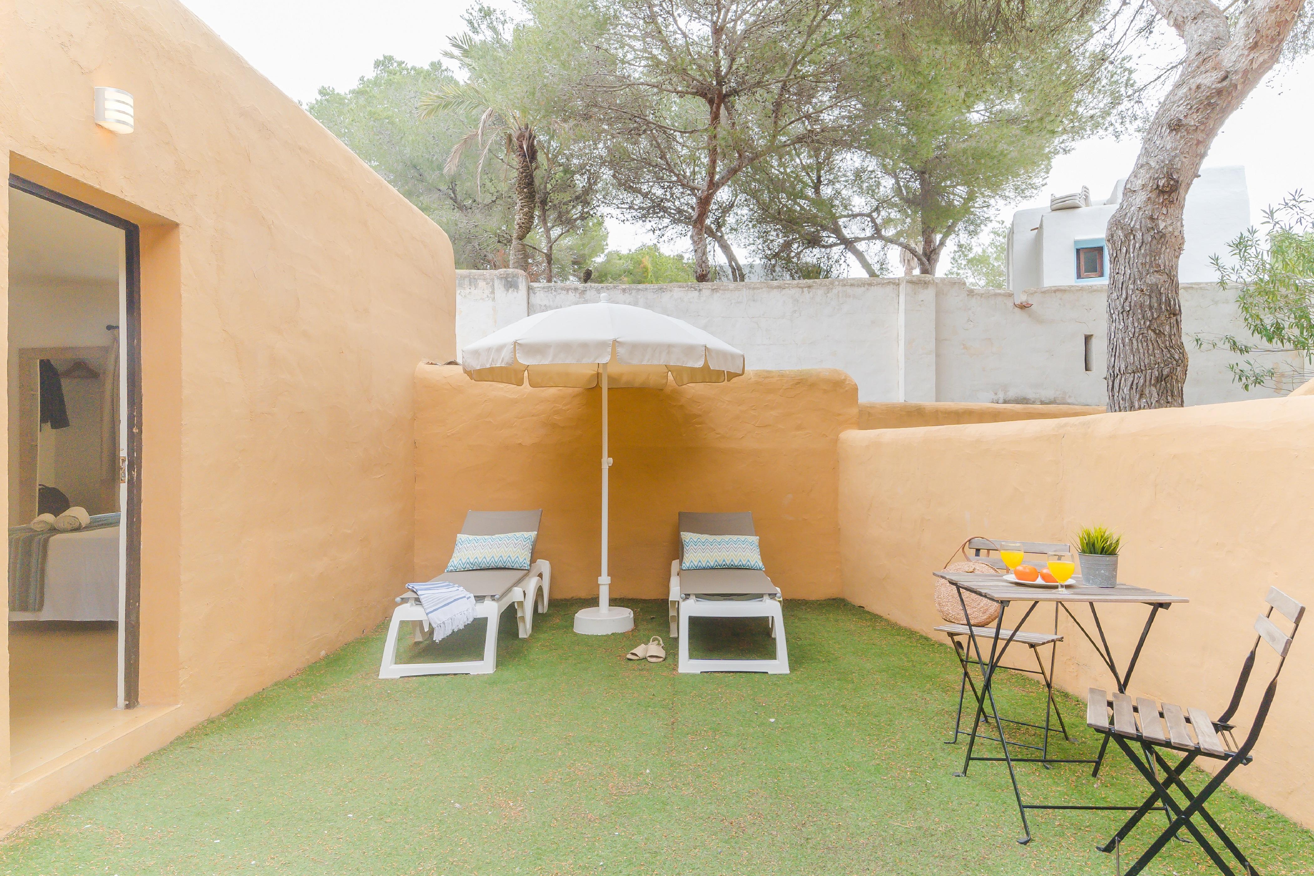 Hotel Cala Martina Es Cana Kültér fotó